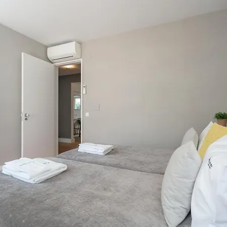 Flh Bairro Alto Trendy Flat With Terrace Апартаменти Лісабон
