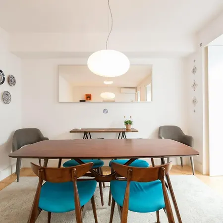 Flh Bairro Alto Trendy Flat With Terrace Appartement Lisboa